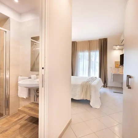 Balaton Szálloda 3*