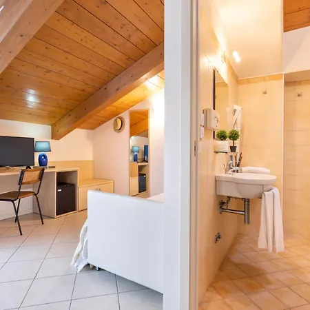 Balaton Hotel