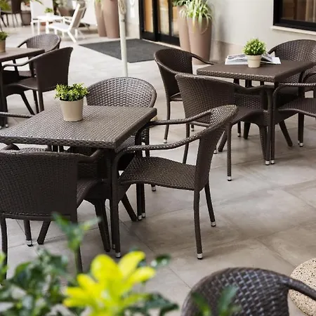 Balaton 3* ريتشيوني